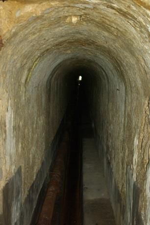 Aqueduc sortant du chateau d'eau